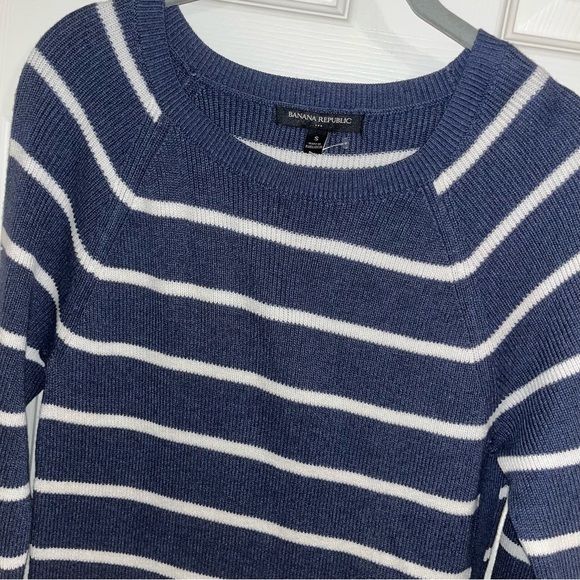 Banana Republic Navy White Striped Button-Side Long Sweater Small S like new - Picture 4 of 6